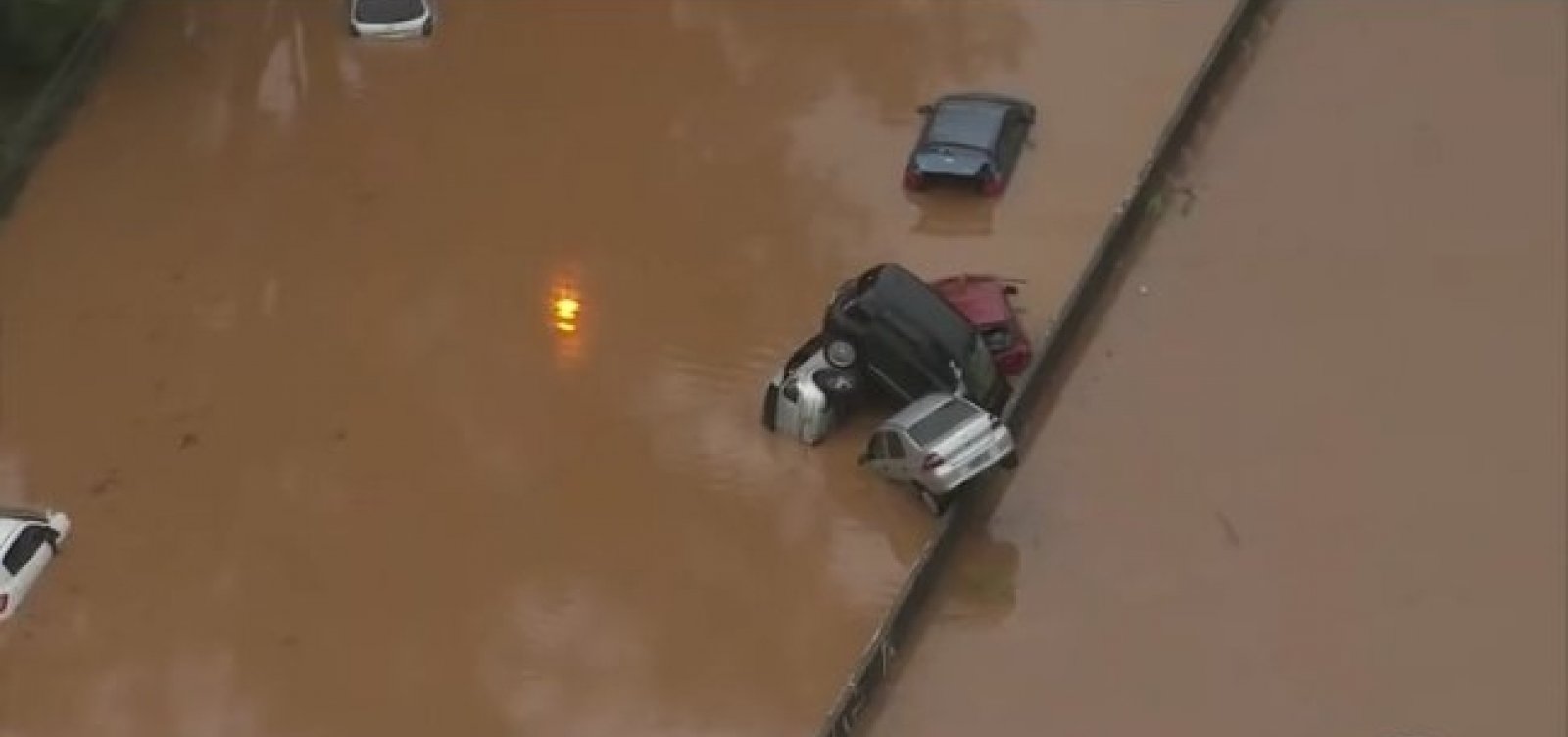 Temporal na Grande São Paulo causa transtornos no ABC