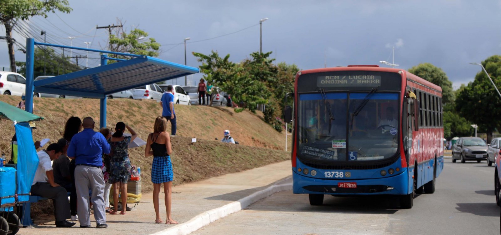 Recuperação de abrigos de ônibus gera prejuízo de R$ 100 mil para Salvador