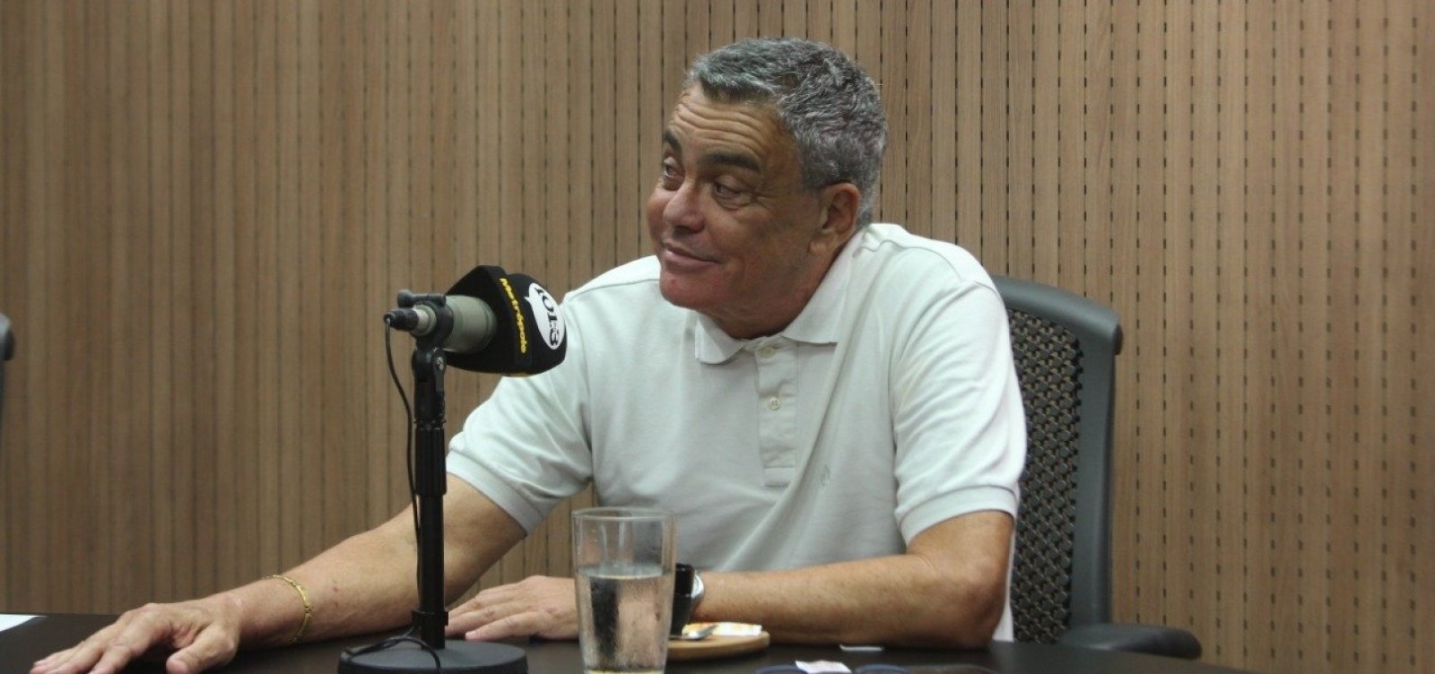 'O Vitória está invadido por pessoas desqualificadas', diz Paulo Carneiro