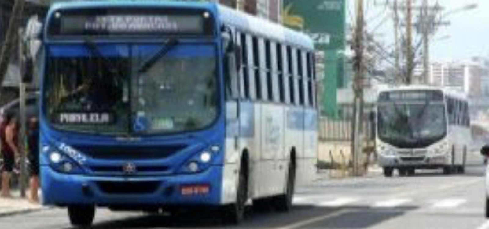 Rodoviários participam de protesto em Salvador nesta sexta-feira (22)