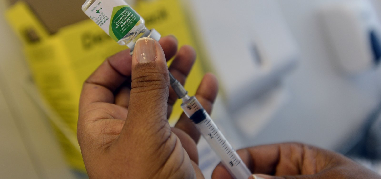 Ministério da Saúde quer que empresas exijam carteira de vacinação em entrevistas de emprego