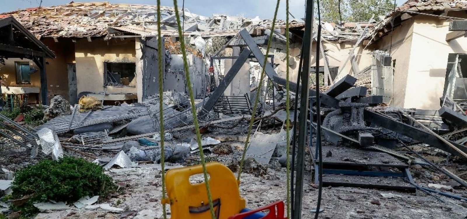 Foguete lançado de Gaza atinge Tel-Aviv e deixa sete feridos