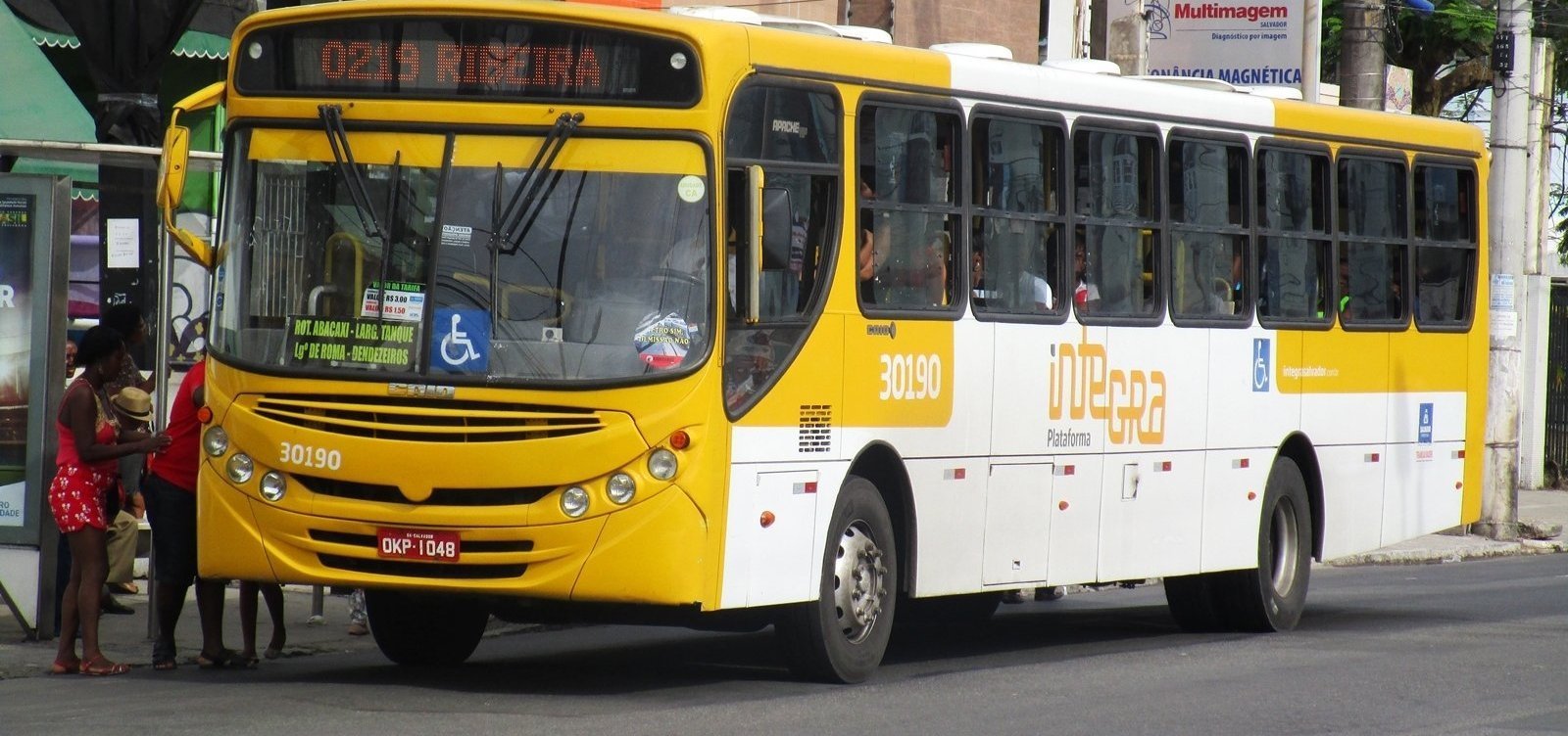 Passagem de ônibus em Salvador passa a custar R$ 4 a partir de hoje 