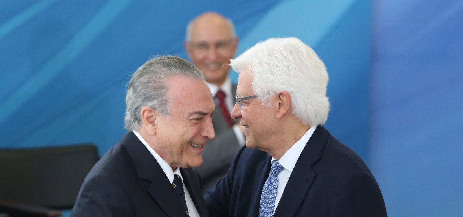 Temer, Moreira Franco e mais 12 viram réus na Lava-Jato no Rio