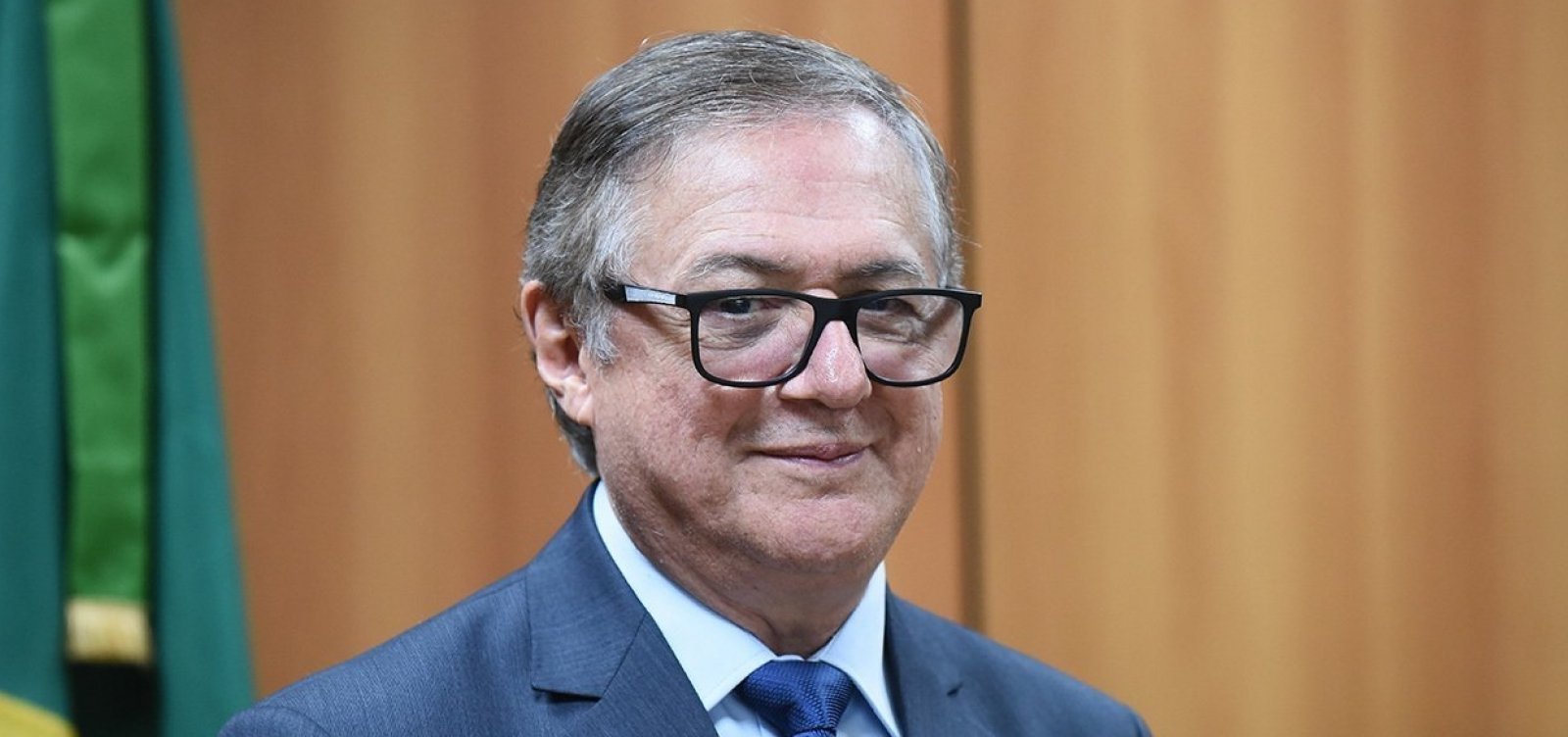 Assessor especial e chefe de gabinete do MEC são exonerados