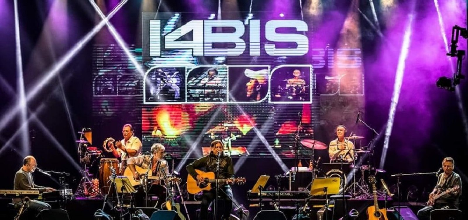 Banda 14 Bis apresenta show acústico no TCA