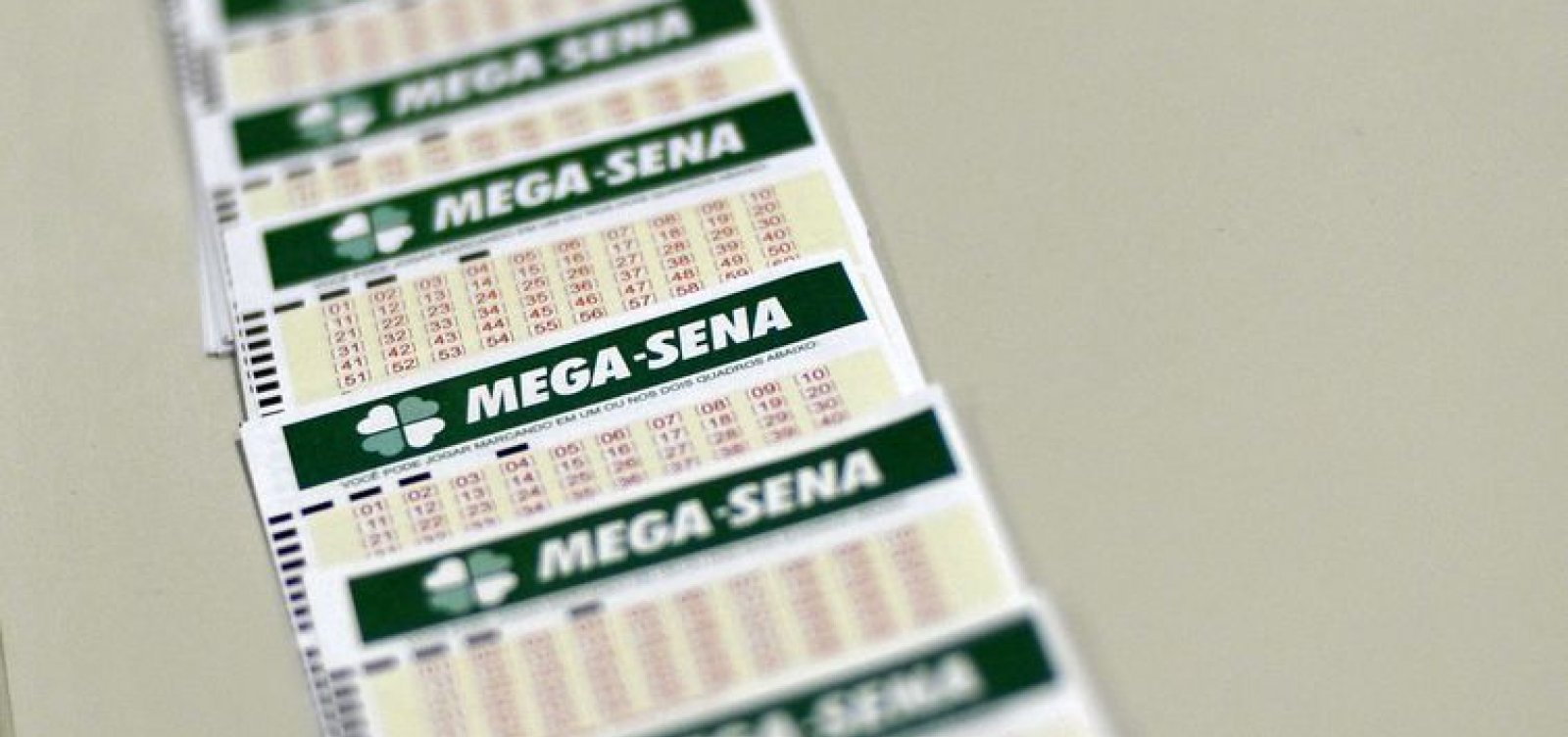Mega-Sena acumula e prêmio pode chegar a R$ 40 milhões
