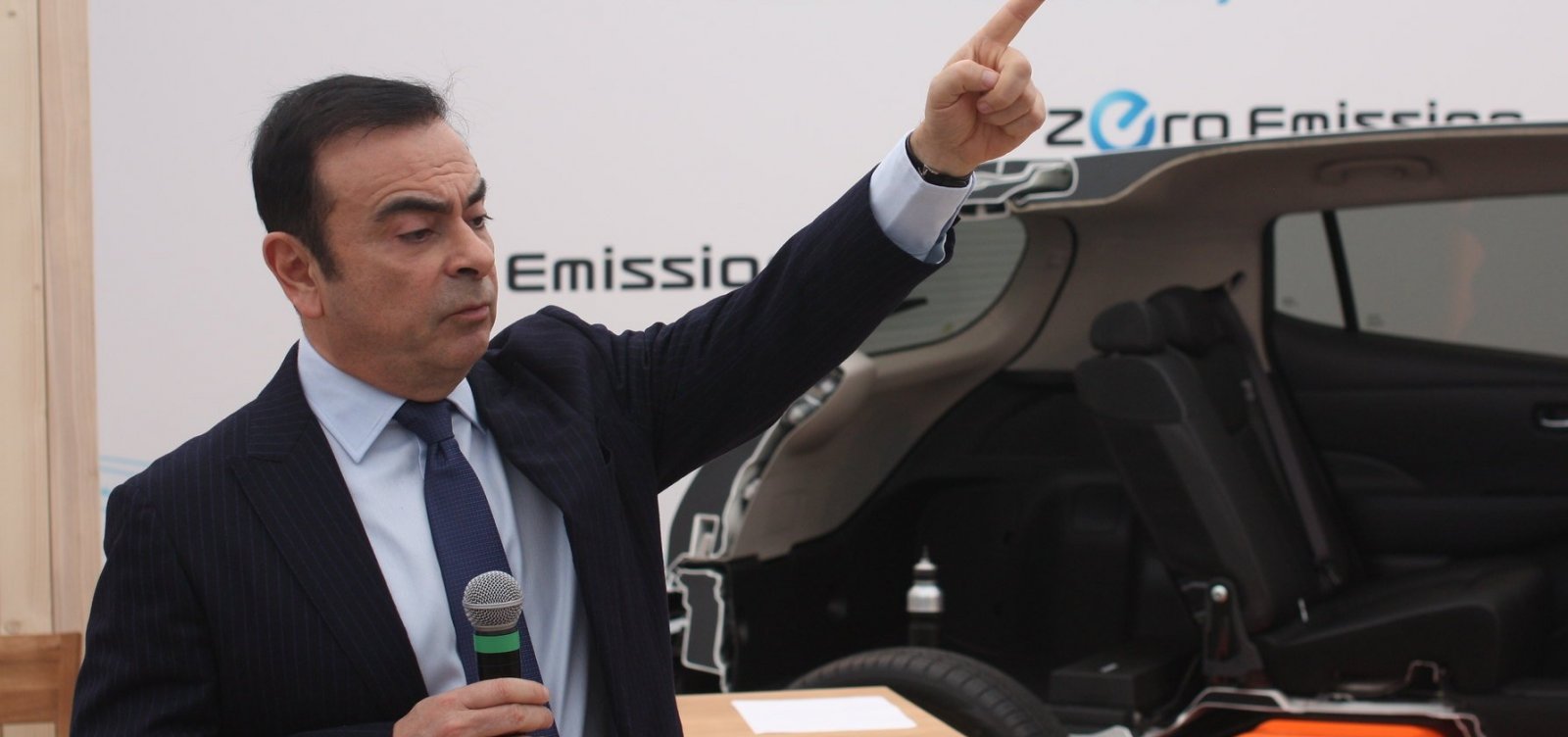 Ghosn é destituído da direção da Nissan