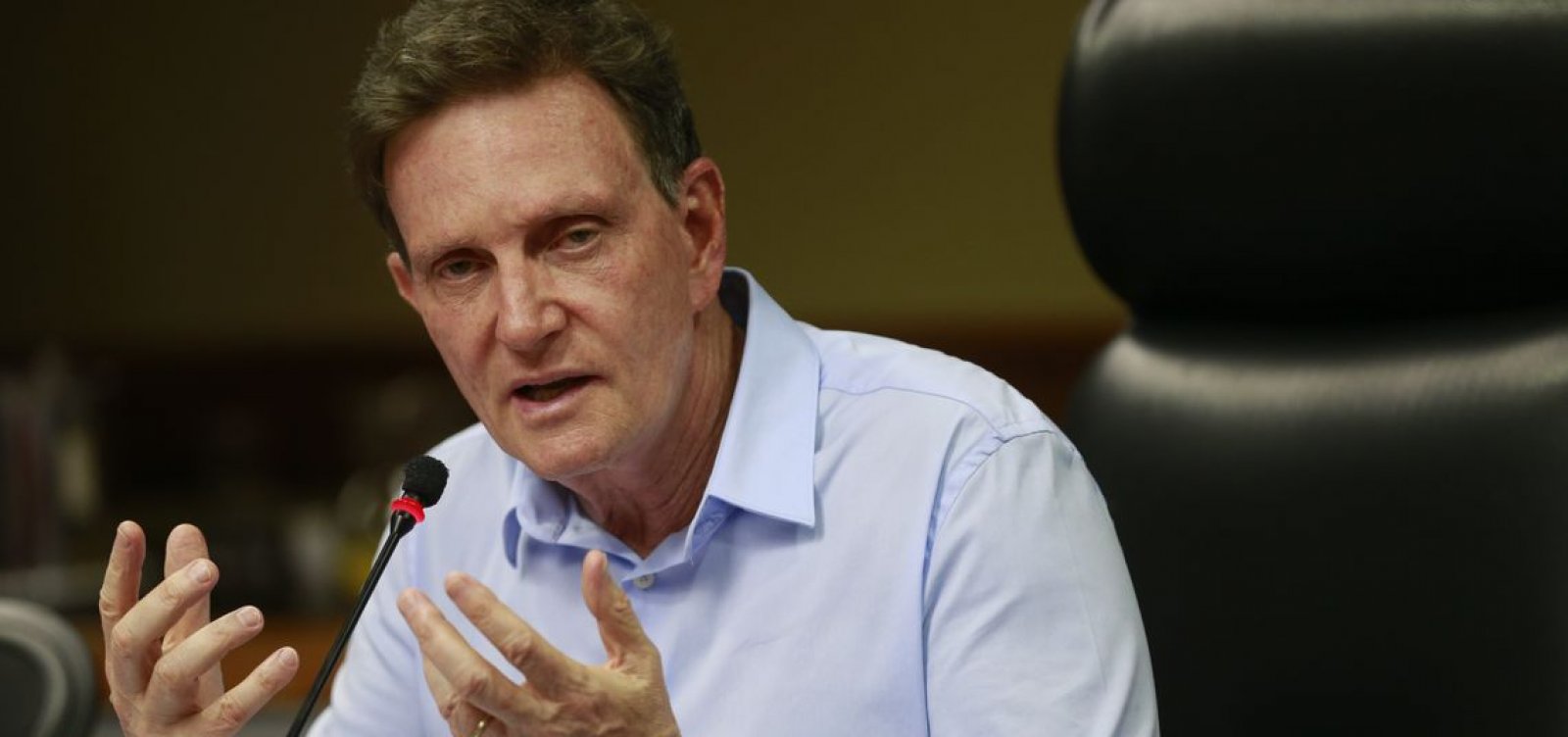 Crivella diz que chuva forte no Rio é resultado do aquecimento global