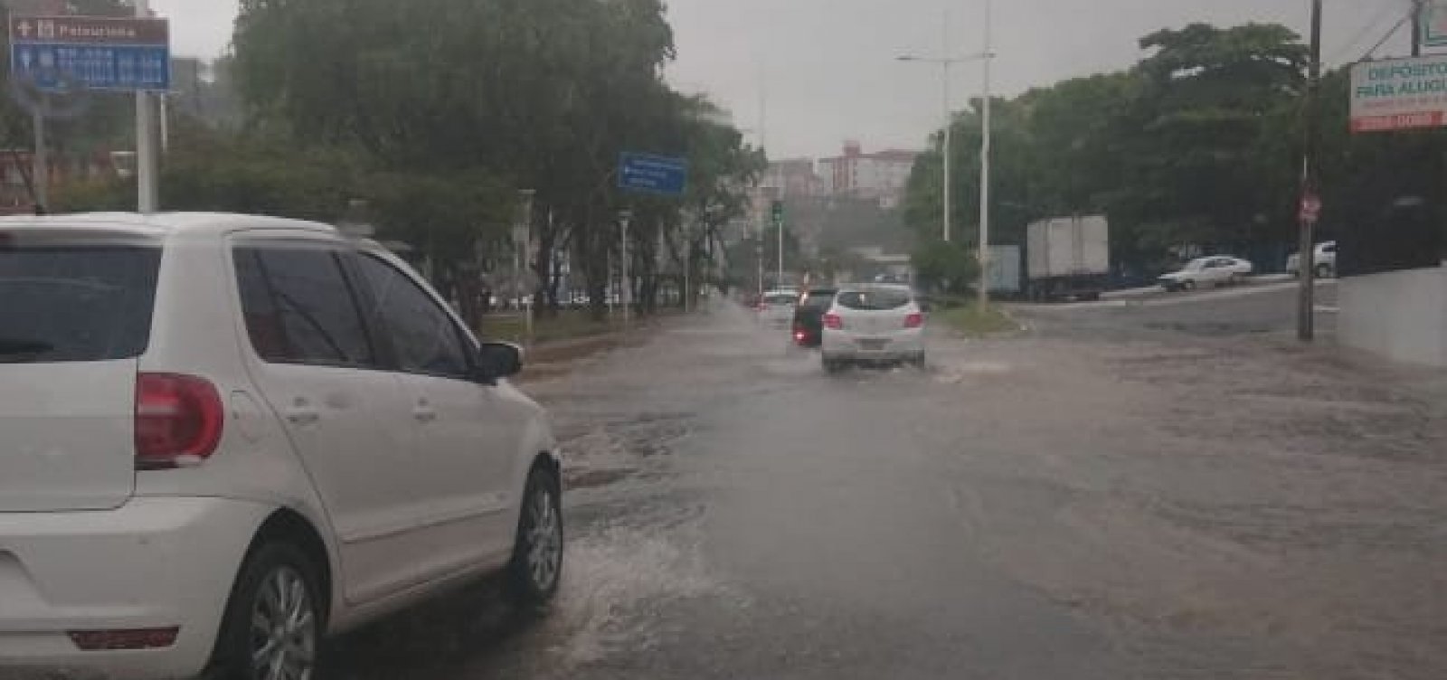 Chuva continua nesta sexta e Codesal alerta para risco de deslizamentos
