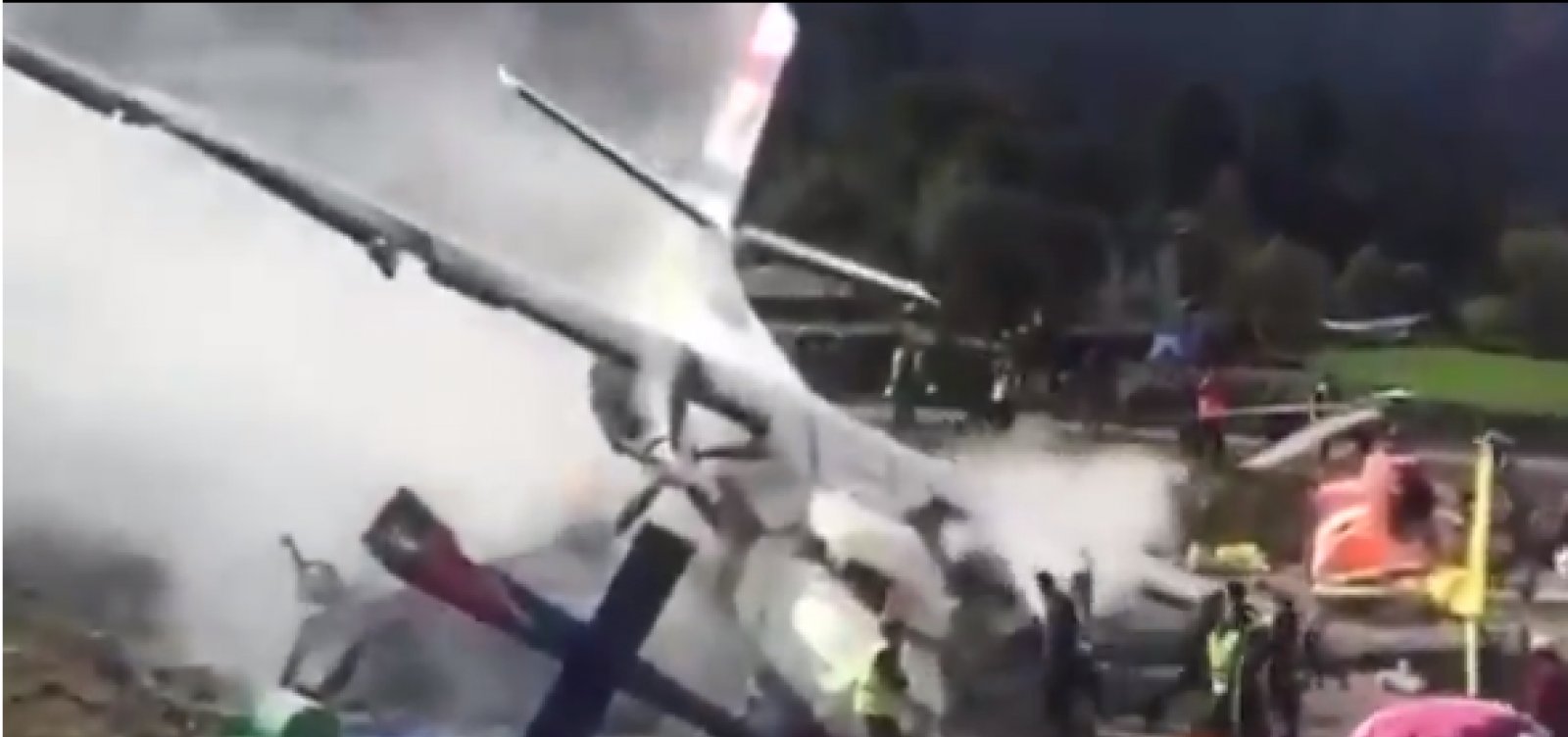 Acidente com avião de pequeno porte deixa três mortos no Nepal