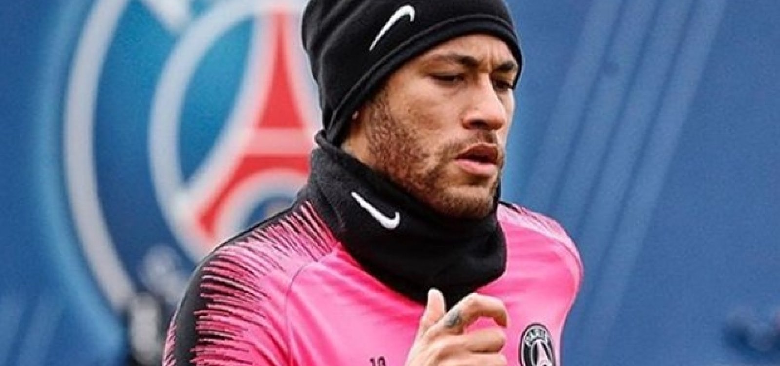 Após insultos à arbitragem, Neymar é suspenso por três jogos da Liga dos Campeões
