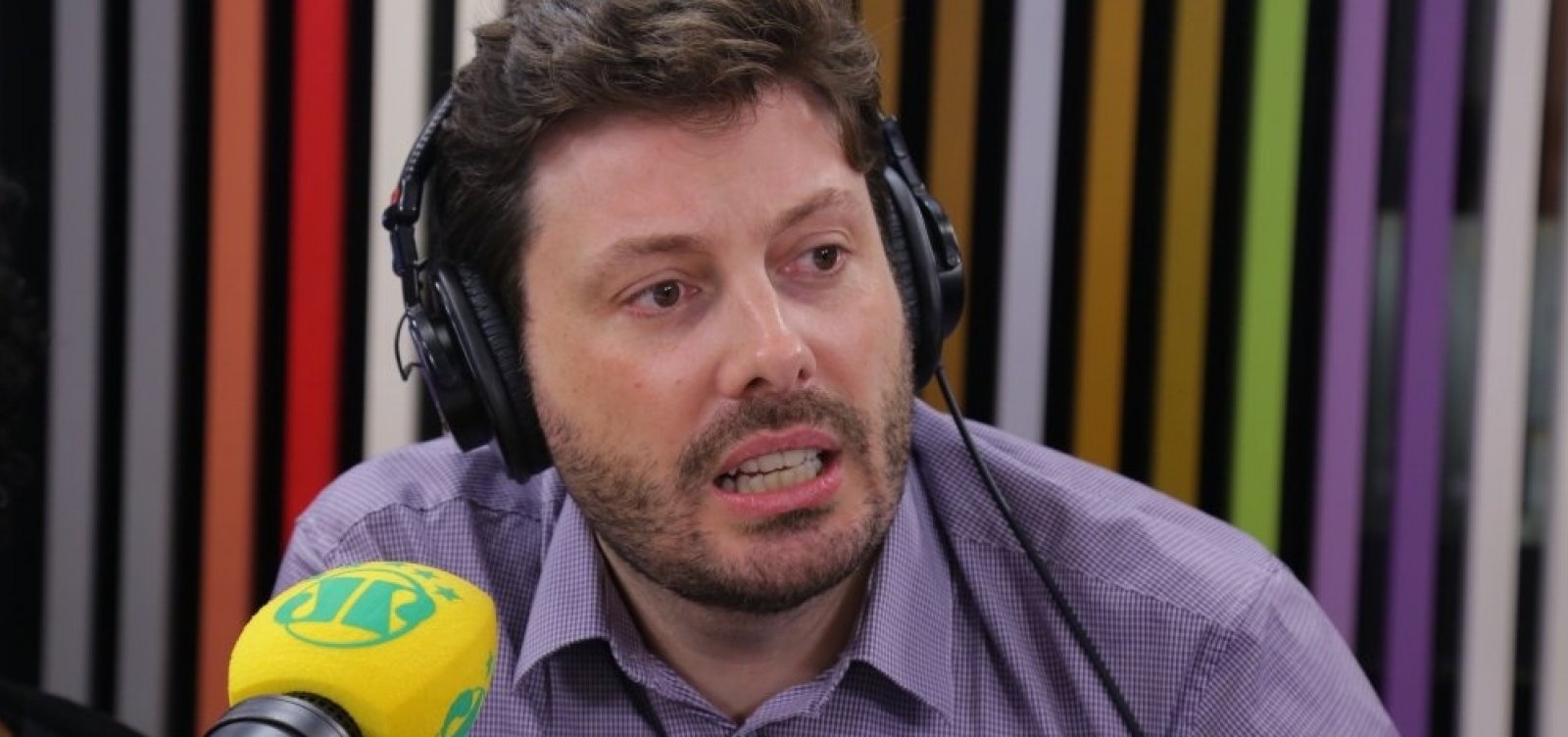 Gentili tem conta suspensa no Facebook por publicação considerada racista