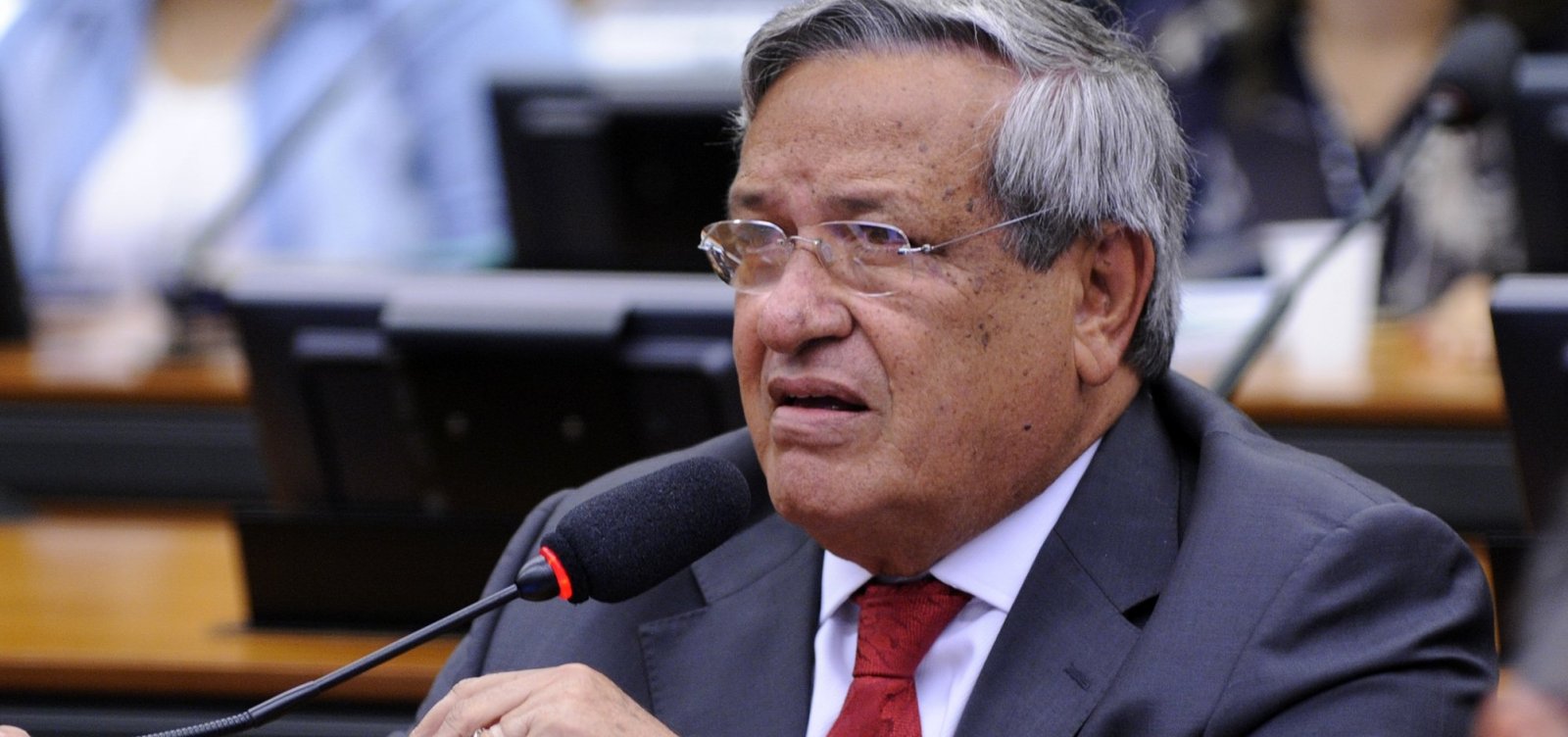 Ex-deputado baiano é nomeado secretário no Senado