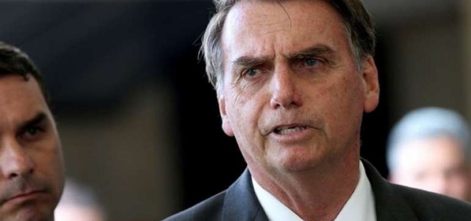 Bolsonaro confirma militar para presidência da Apex