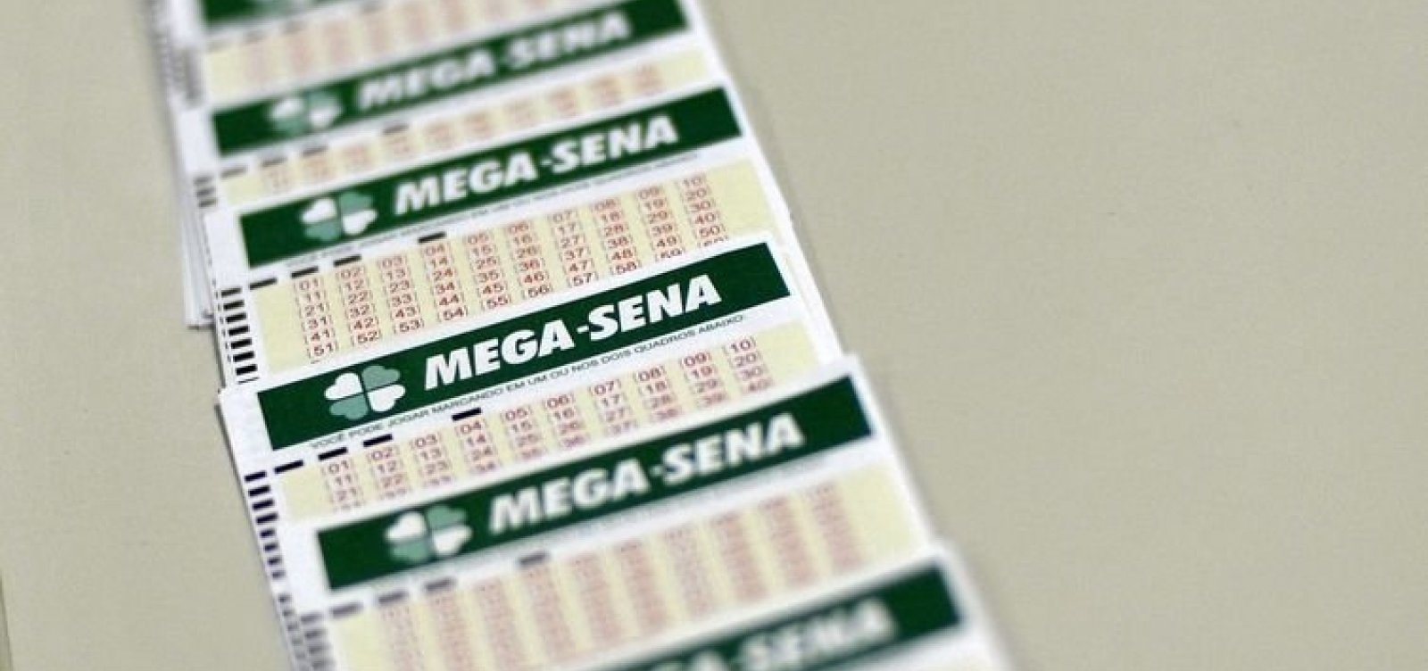 Mega-Sena acumula novamente e prêmio vai a R$ 275 milhões