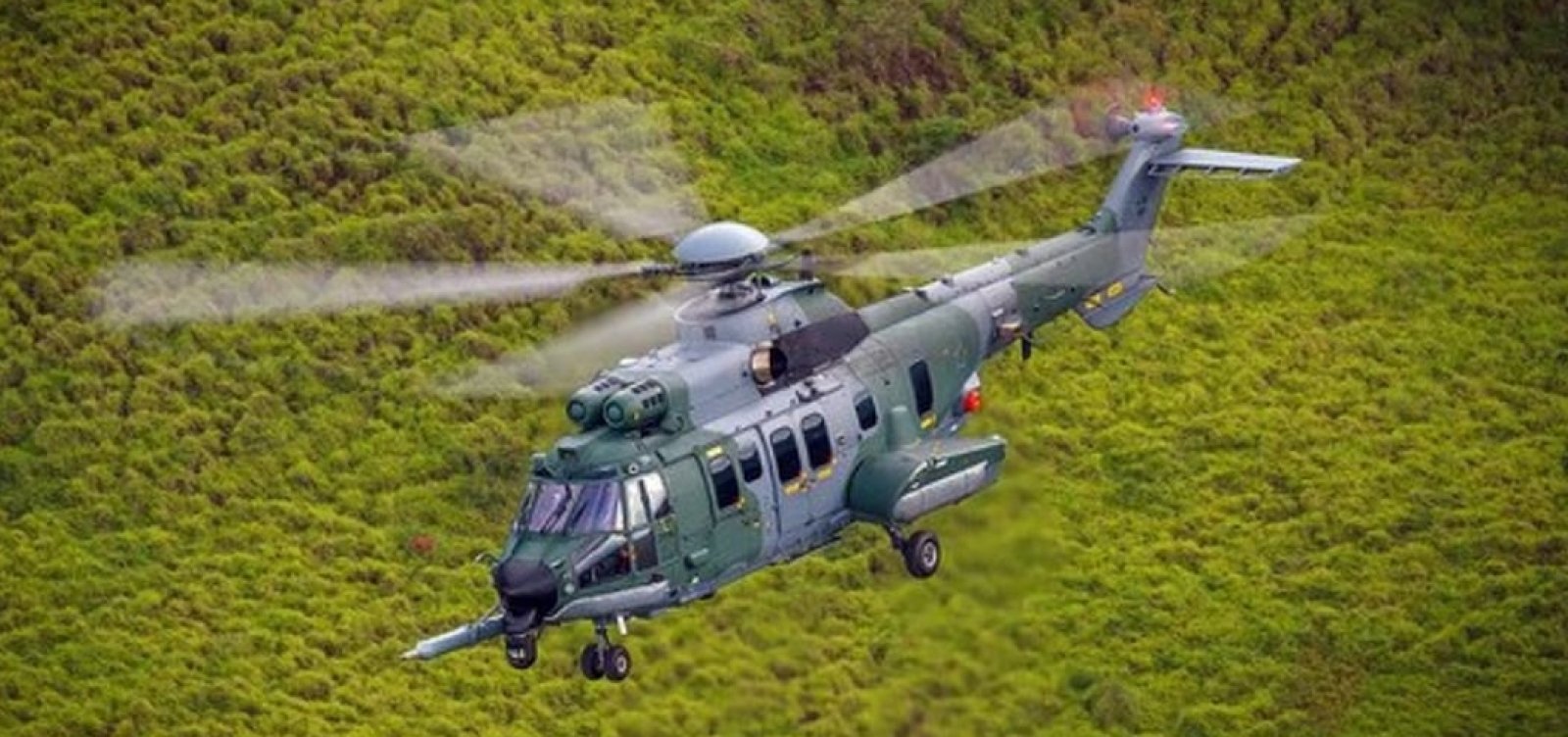 Avião com quase 500kg de cocaína é interceptado pela FAB