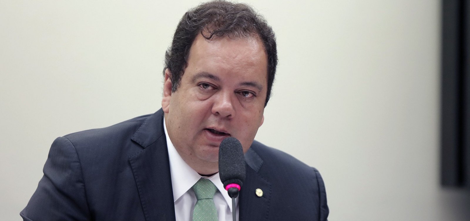 Governo implanta ‘clima de enfrentamento’ e Legislativo terá pauta ‘independente’, diz líder do DEM