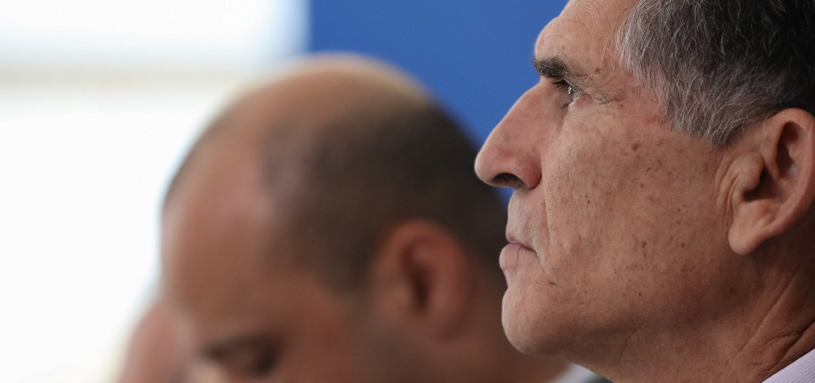 Santos Cruz lamenta 'fumaceira' no início do governo de Bolsonaro