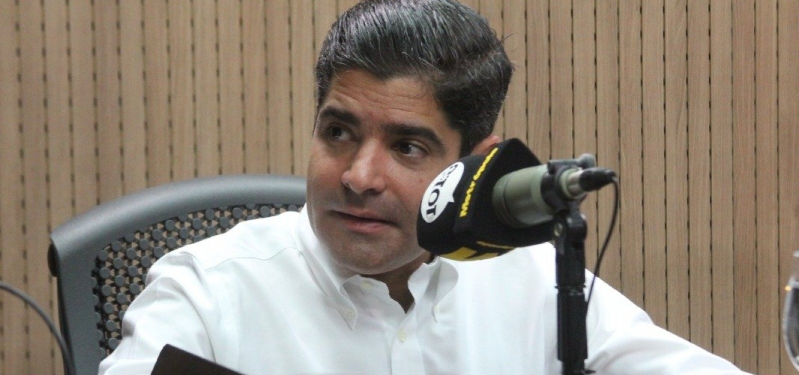 ACM Neto é reeleito presidente nacional do DEM