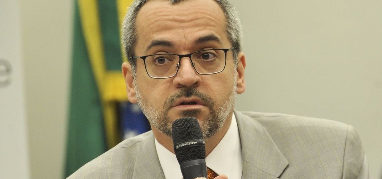 PGR vê violações à lei em nota do MEC que desautoriza protestos