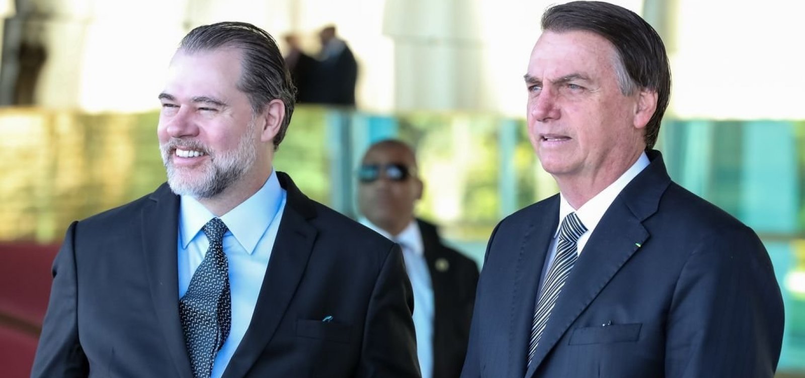 'É muito bom termos a Justiça ao nosso lado', diz Bolsonaro em elogio a Toffoli