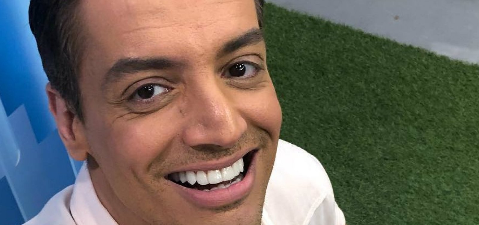 Leo Dias critica 'Fofocalizando' e é afastado do programa