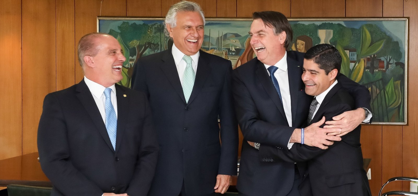 ACM Neto diz que Bolsonaro pode sofrer impeachment caso não mude postura