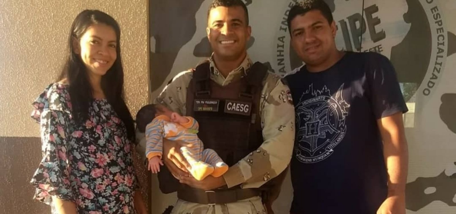 Bebê engasga com leite materno e é salvo por policiais em Conquista