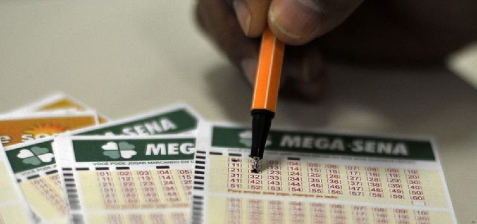 Mega-Sena acumula e pode pagar R$ 70 milhões no próximo sorteio