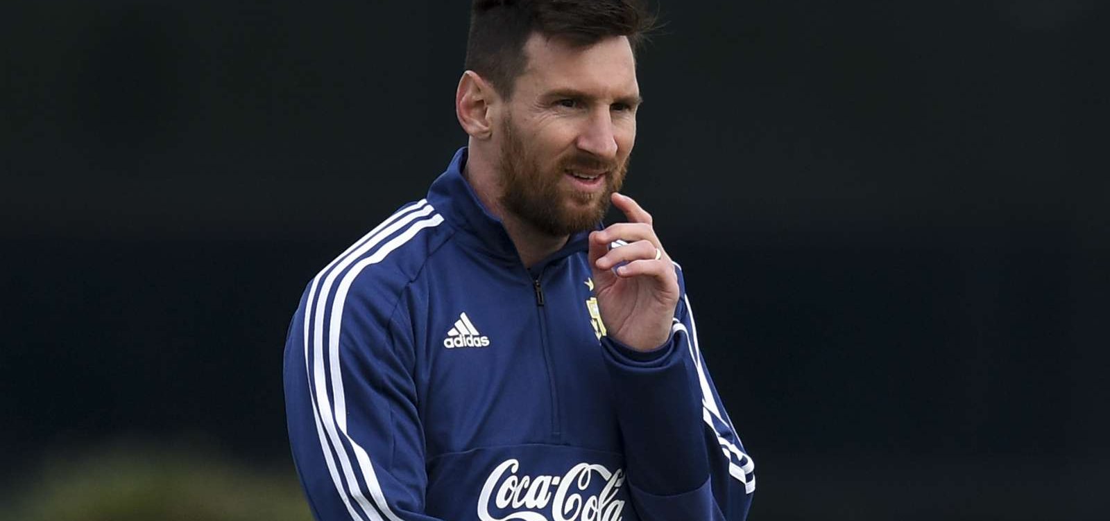 Messi é denunciado por fraude e lavagem de dinheiro