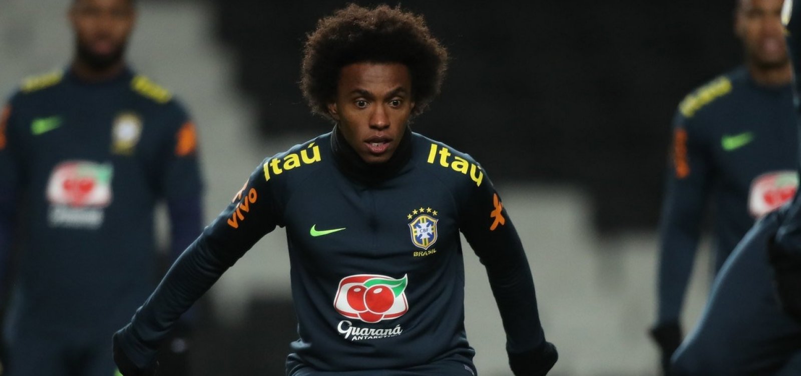 Willian é convocado para o lugar de Neymar na seleção