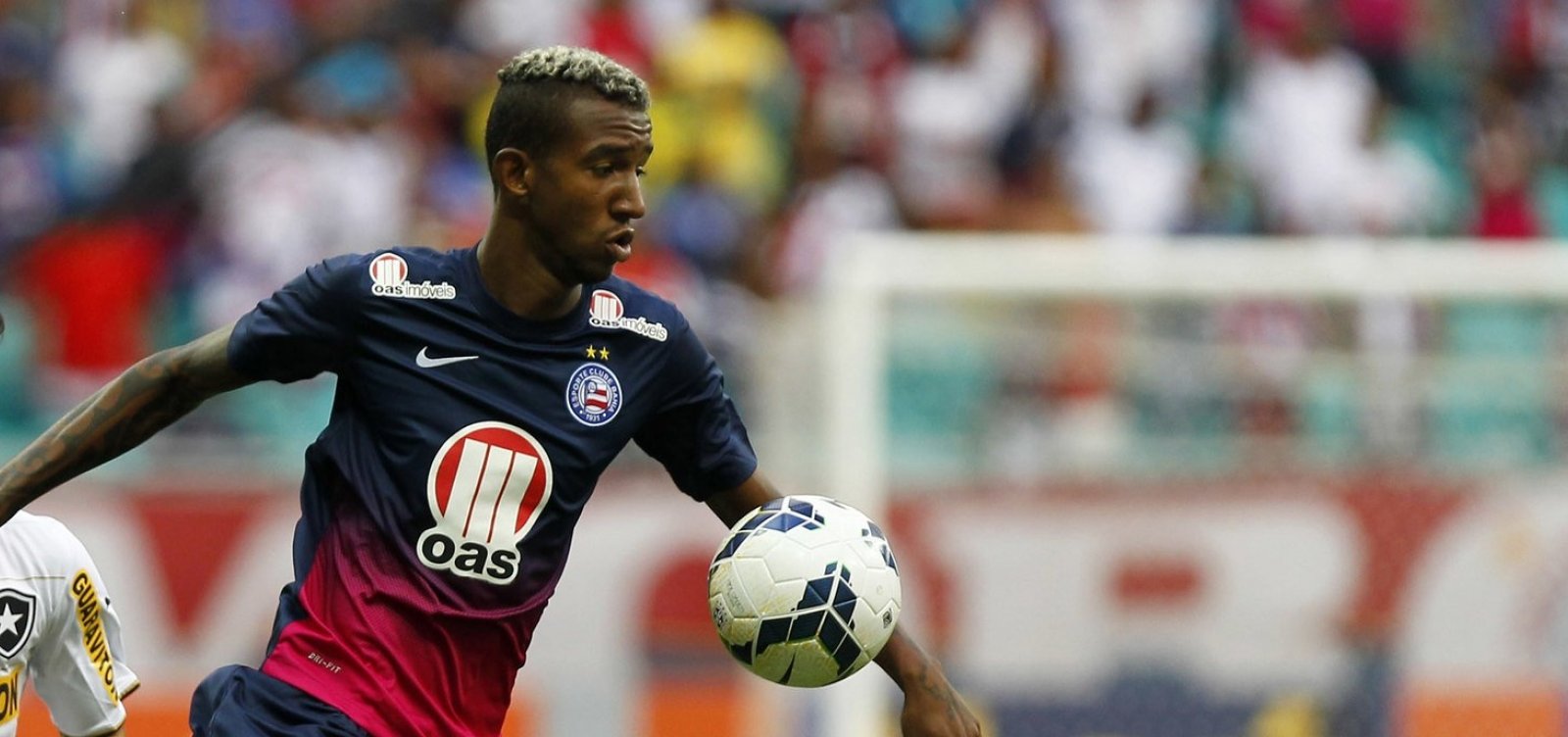 Bahia abre negociações com Anderson Talisca