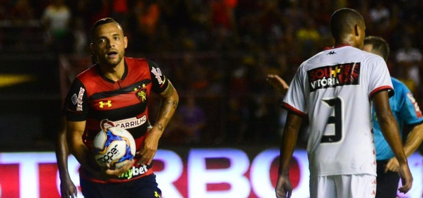 Vitória perde para o Sport e assume a lanterna da Série B