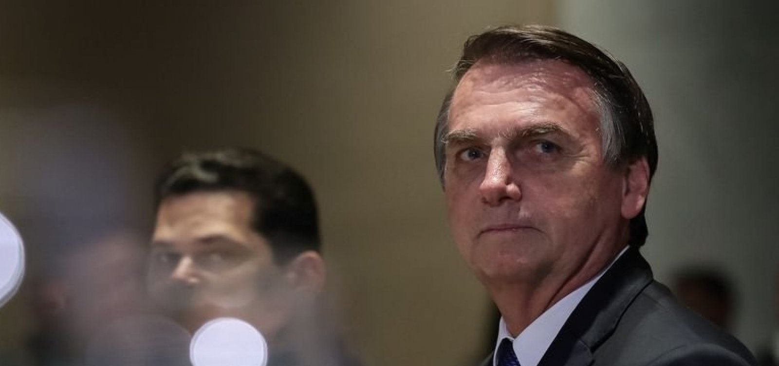 Bolsonaro diz que benefícios serão suspensos caso Congresso não aprove crédito ao governo
