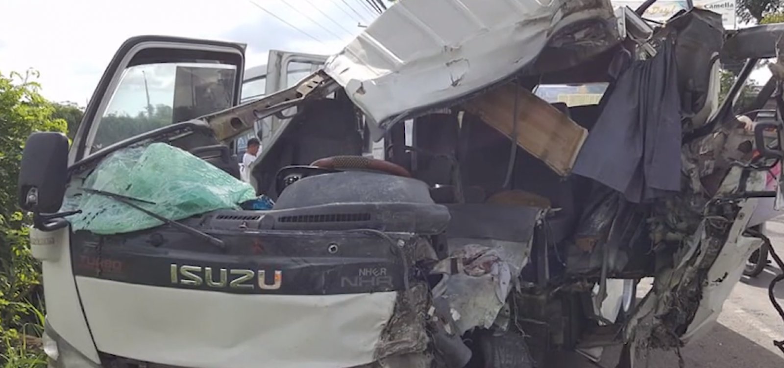Acidente de ônibus deixa pelo menos oito mortos e 25 feridos nas Filipinas
