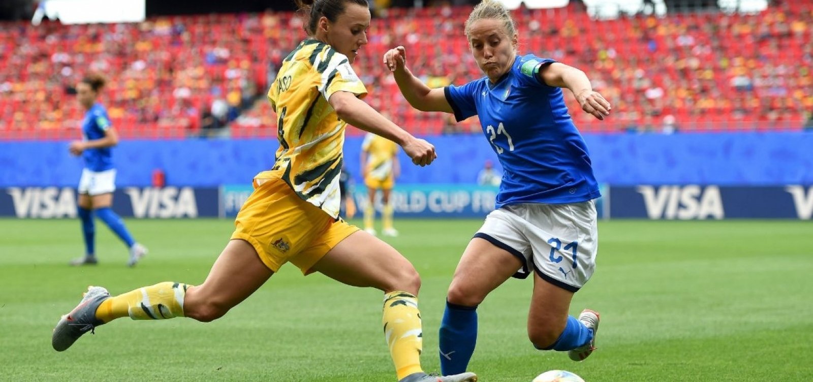 Copa feminina: de virada, Itália bate Austrália por 2 a 1