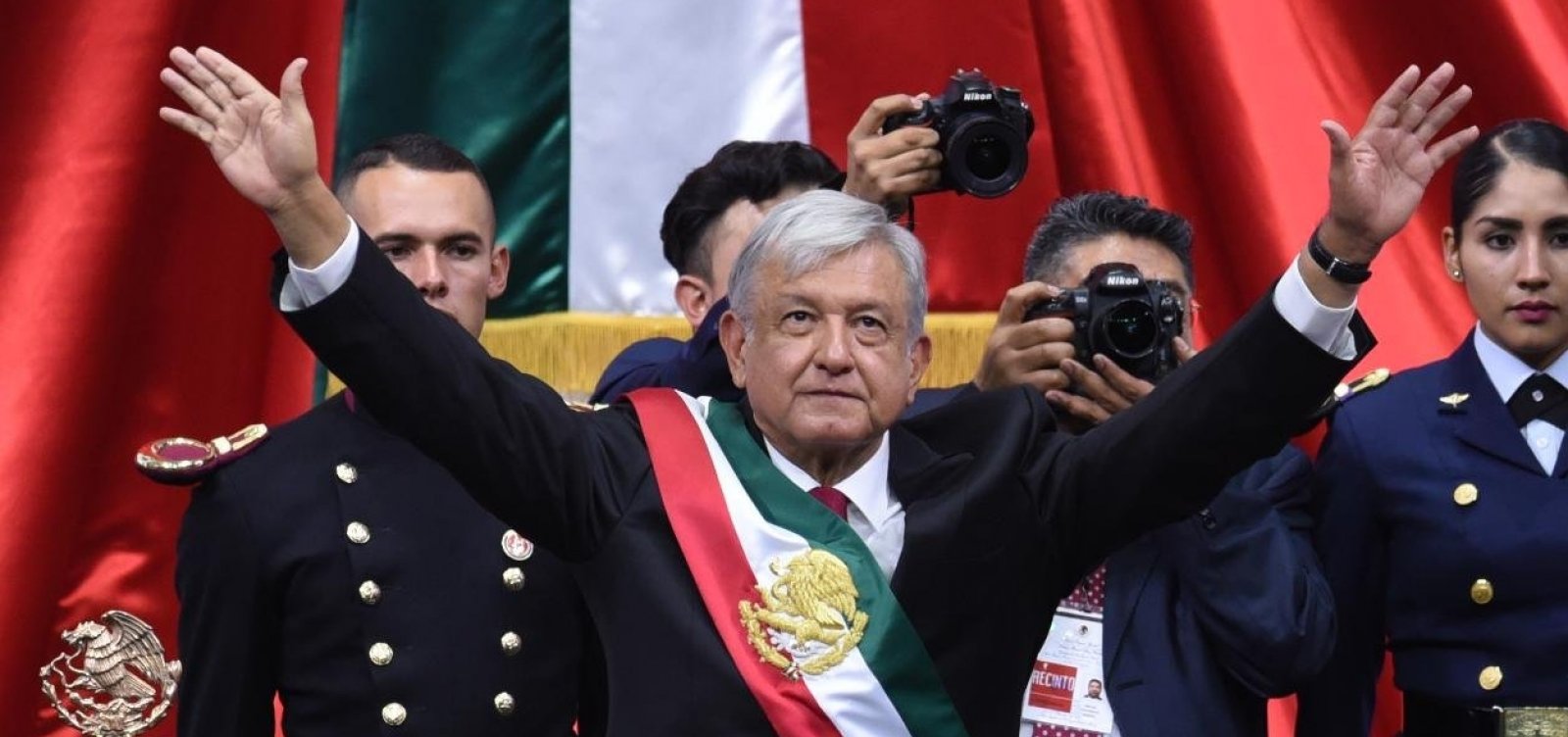 Presidente do México comemora acordo migratório com os EUA