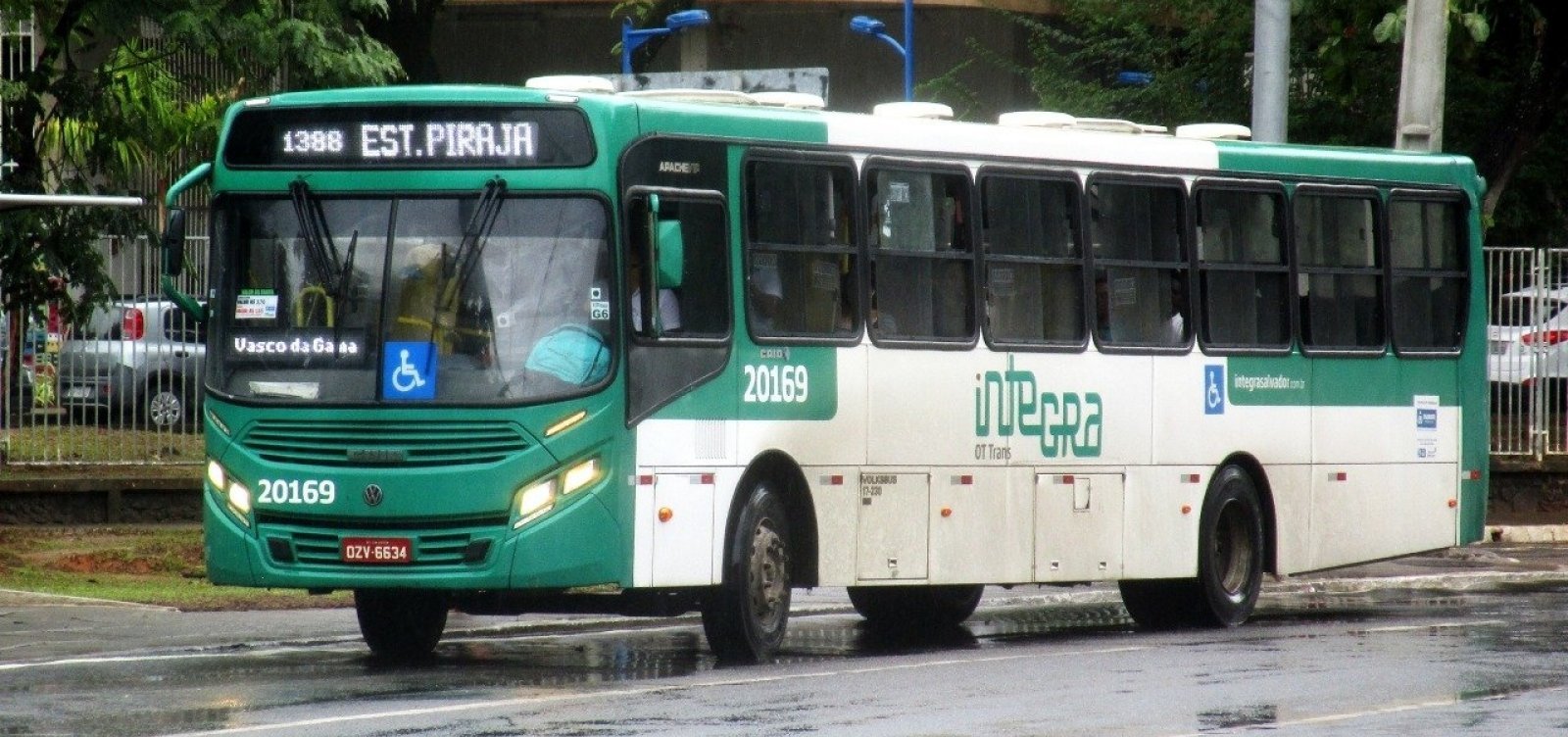 Rodoviários de Salvador fazem assembleia hoje para decidir se paralisam na sexta