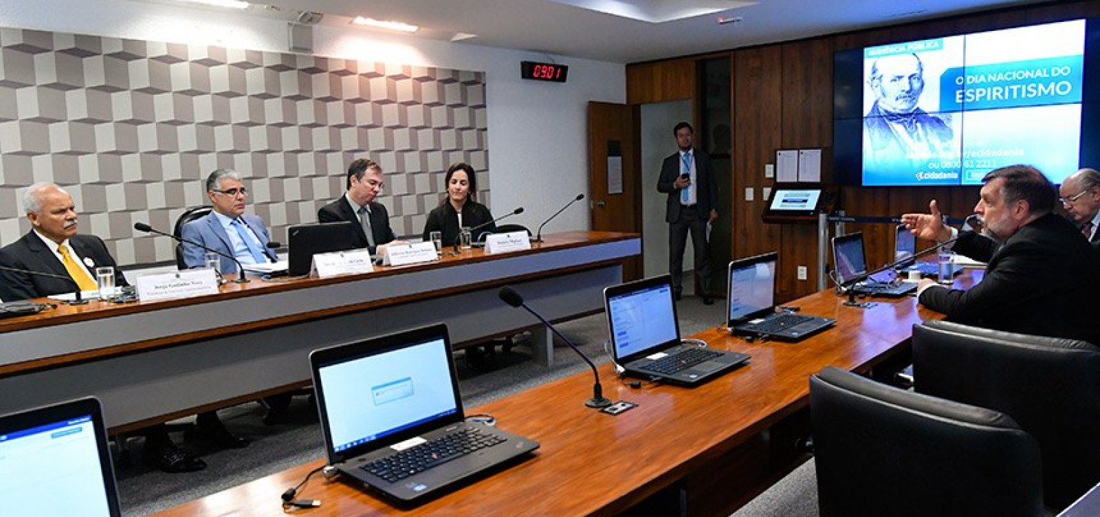 Senado poderá escolher 18 de abril como Dia Nacional do Espiritismo