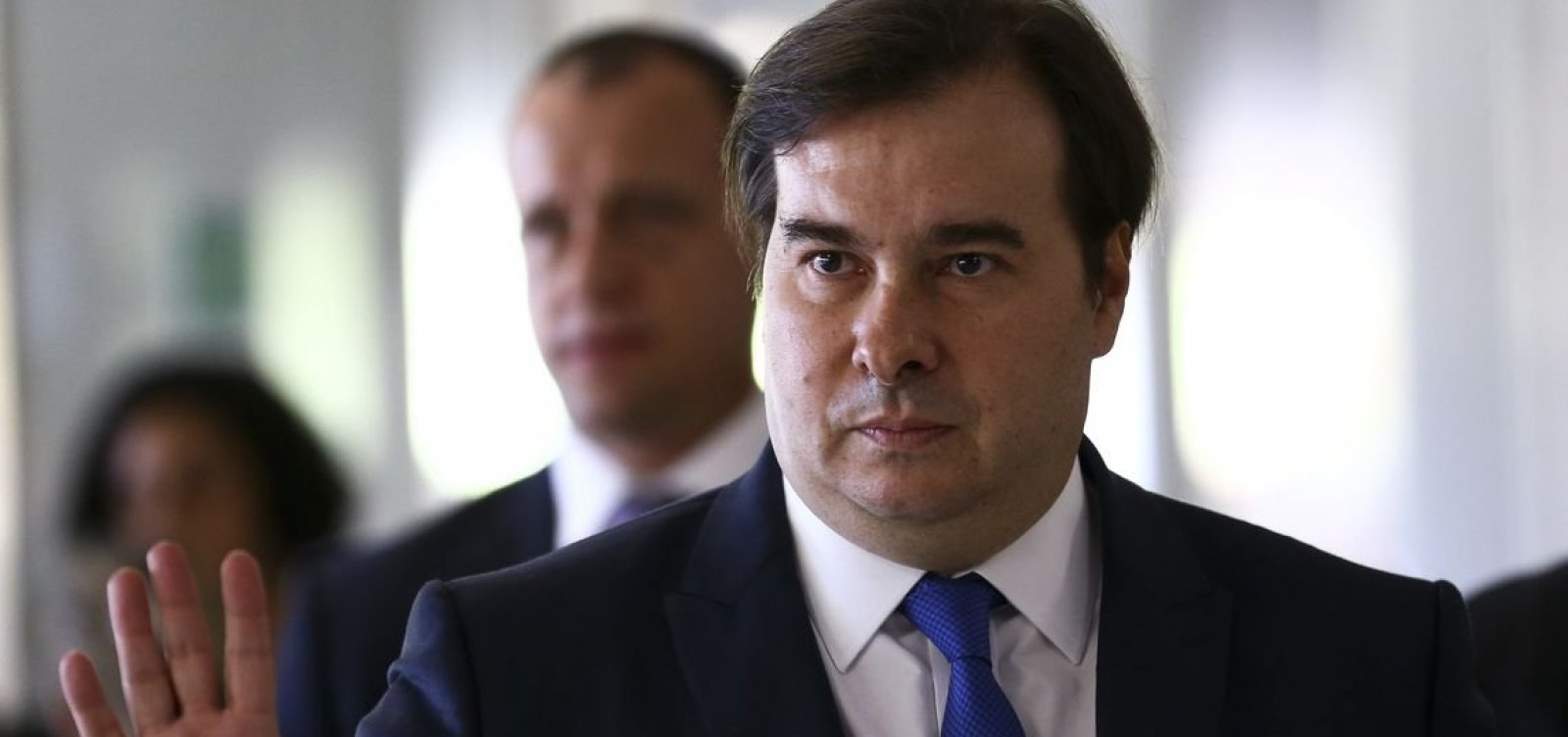 Maia diz que relatório da reforma da Previdência não deve incluir estados