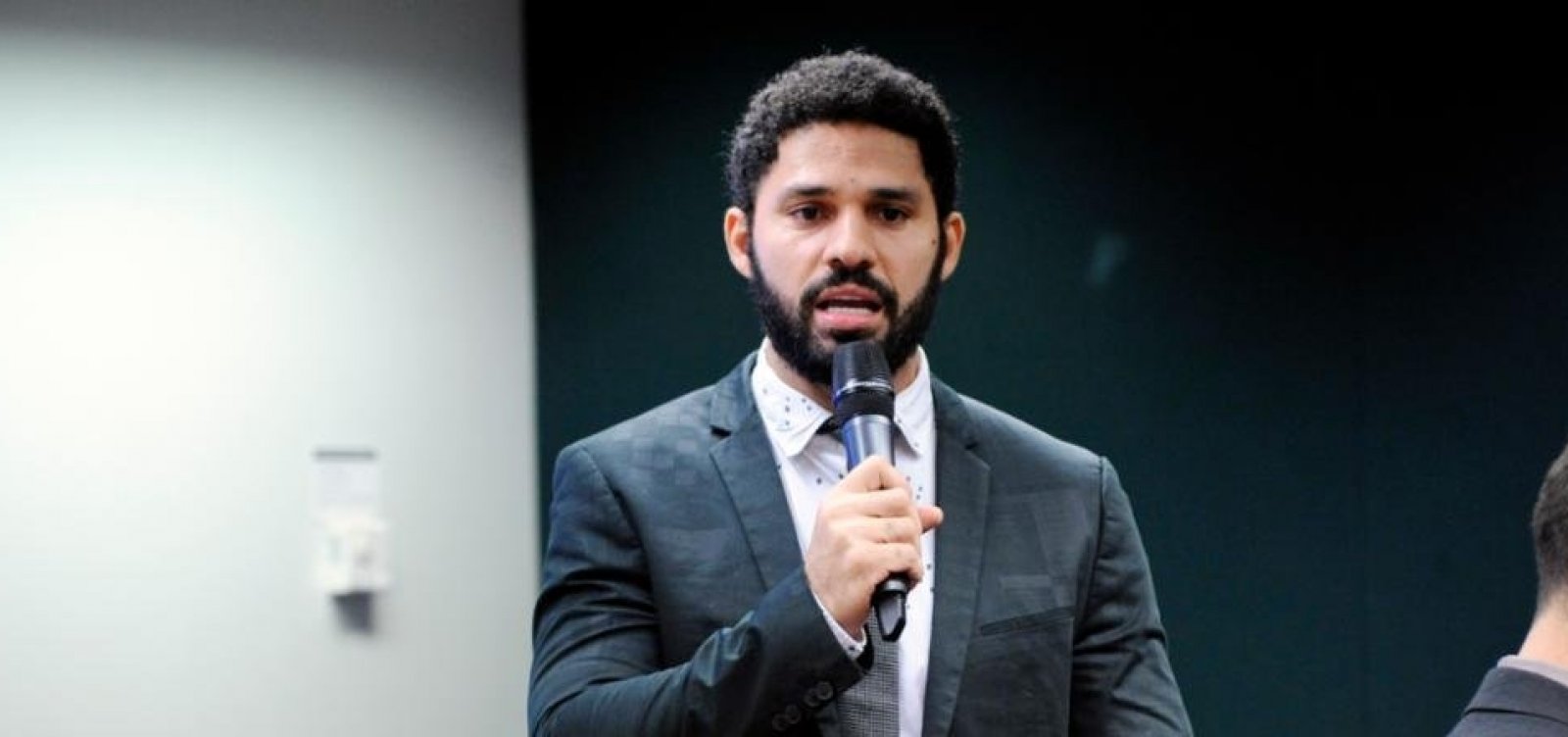 PSOL solicita escolta policial para David Miranda após ameaças