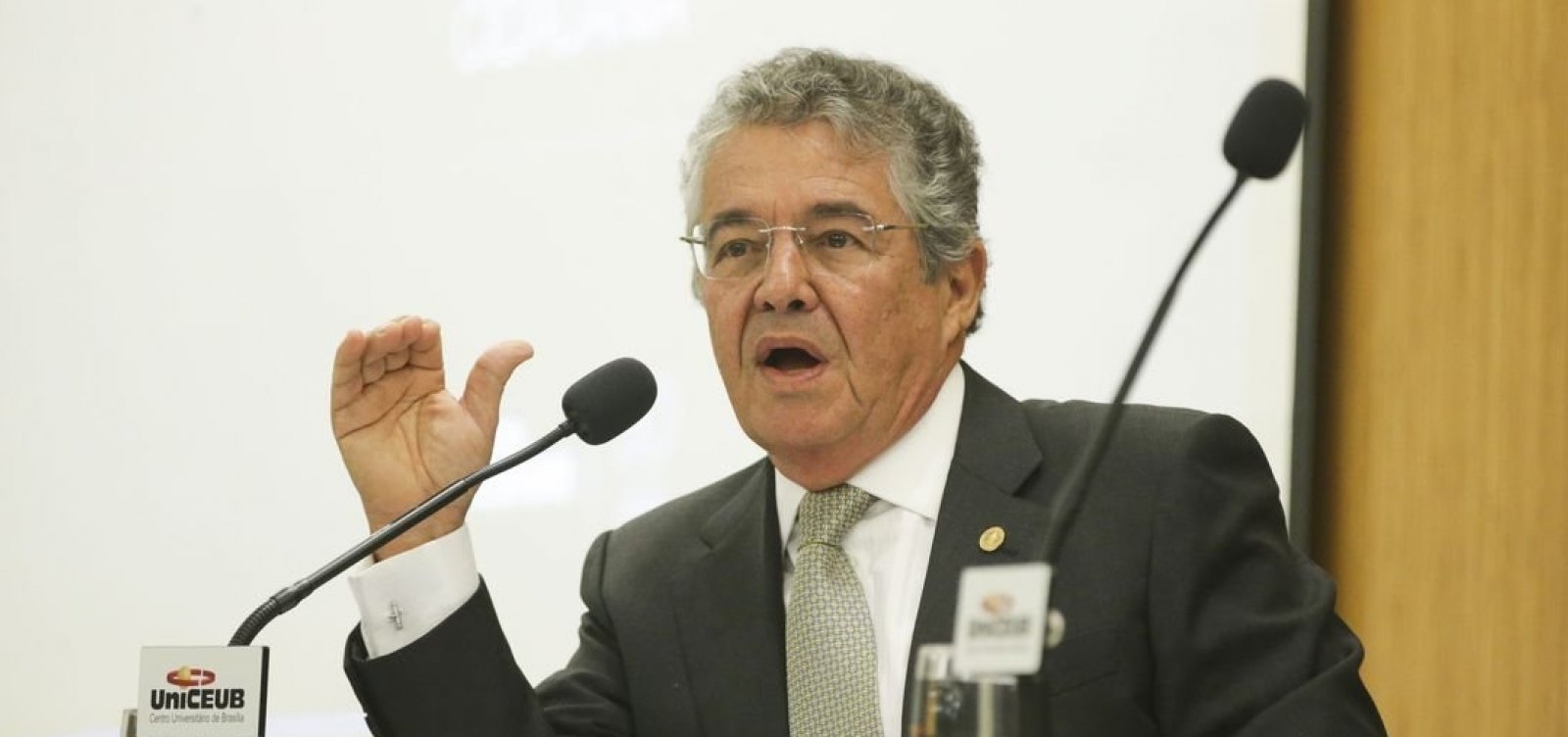 Marco Aurélio diz não ter medo de hackers invadirem seu celular