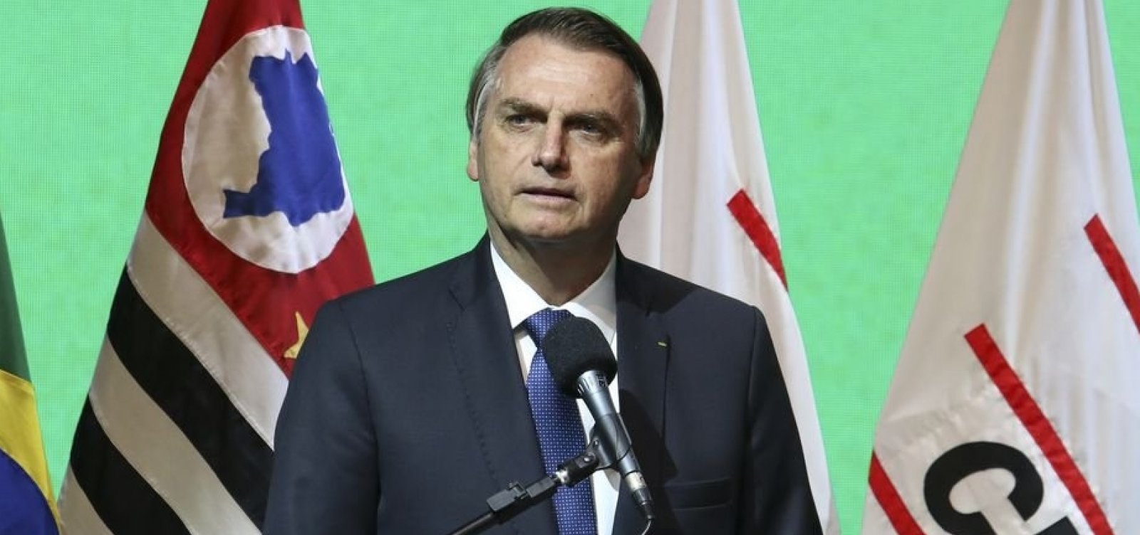 'Se forçar a barra, não aprova nada', diz Bolsonaro sobre Previdência
