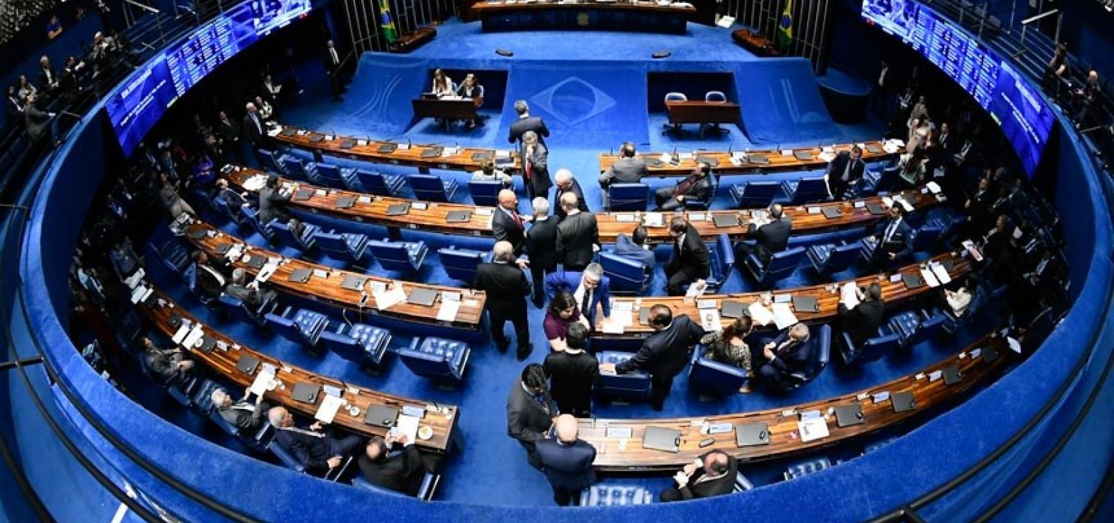 Senado vota suspensão do decreto das armas na terça