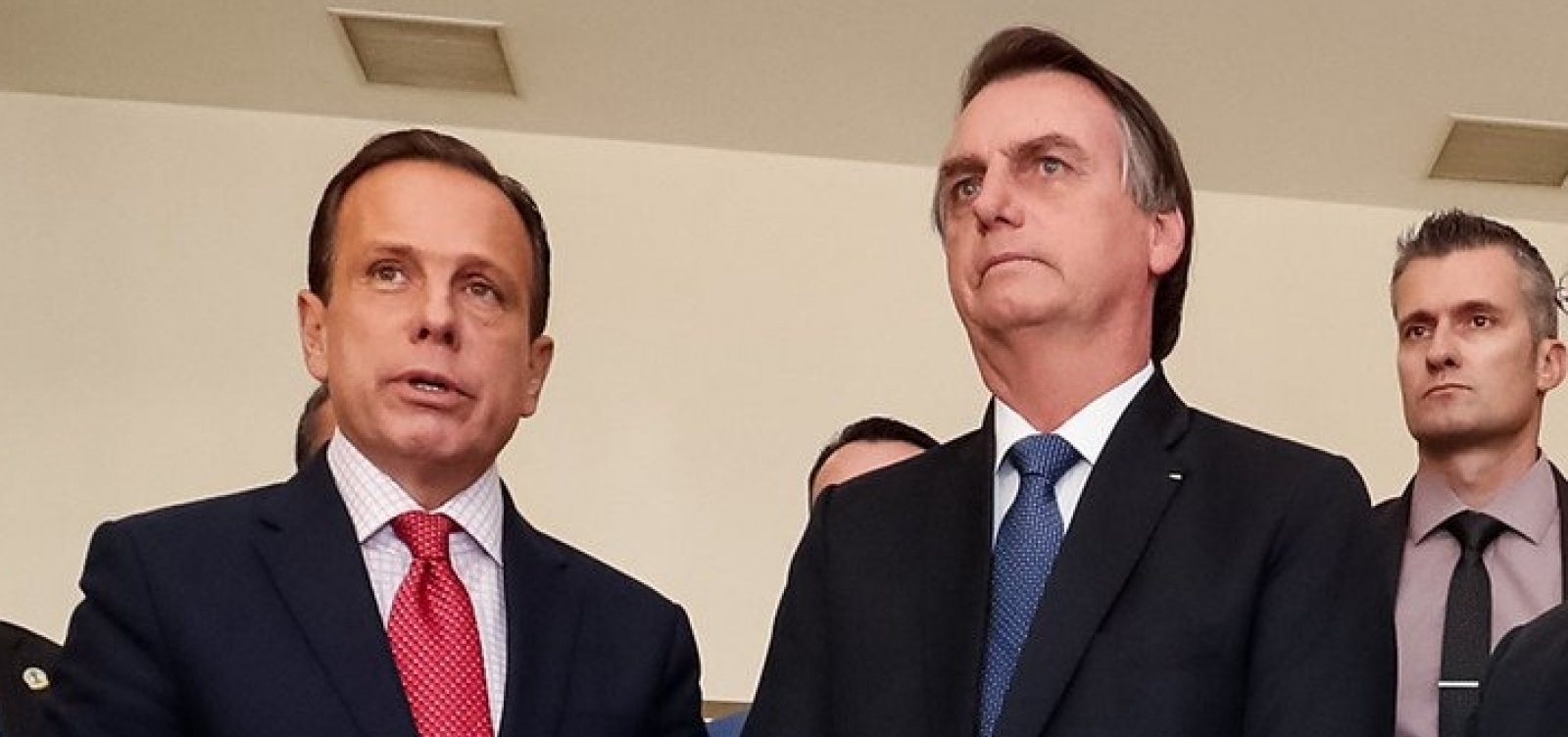 Bolsonaro alfineta Doria sobre eleição presidencial de 2022