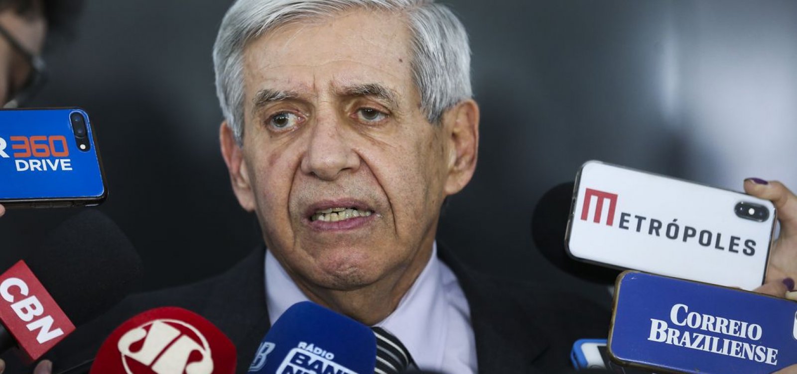 Prisão de militar é 'desagrável' durante o G20, diz ministro Heleno