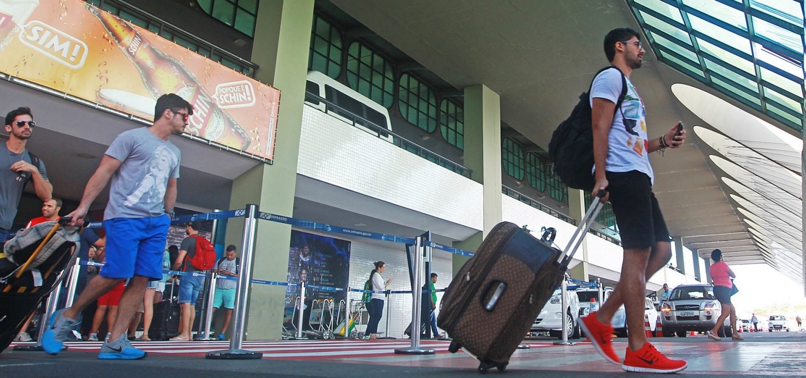 Aeroporto de Salvador sofre com falta de energia no início da tarde