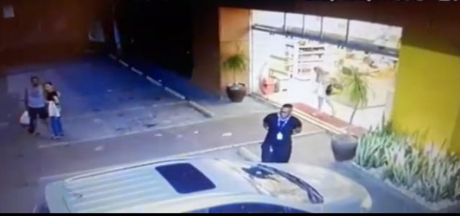 Delicatessen rebate acusação de vítima de assalto: 'em momento nenhum foi negado apoio'