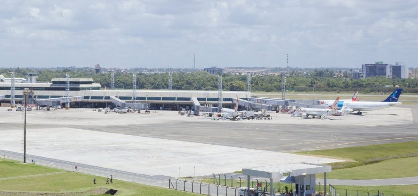 Após redução do ICMS, Rui Costa anunciará aumento do número de voos na Bahia amanhã 